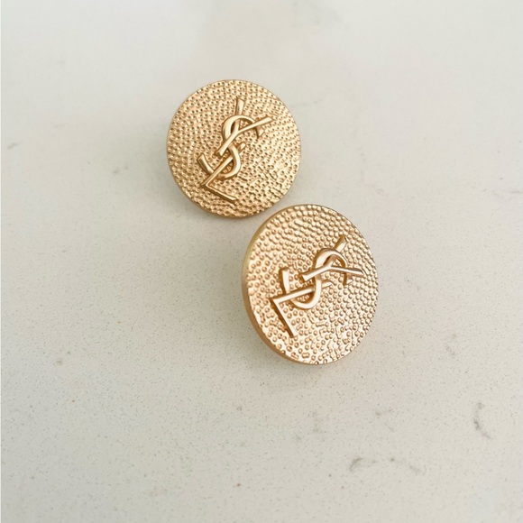 Luxury Hammered Gold Upcycled Logo Button Earrings 25mm - Picture 1 of 2